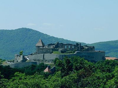Fellegvár Visegrádon a Patak Park Hotel közelében, csodálatos panoráma a Dunára