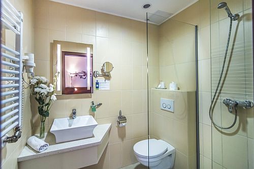 Patak Park Hotel*** fürdőszobája Visegrádon