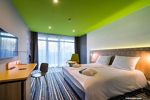 Zalakarosi Park Inn Wellness Hotel romantikus kétágyas szobája