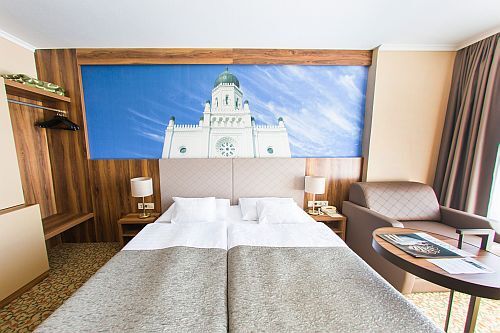 Olcsó kétágyas hotelszoba Kecskemét belvárosában 