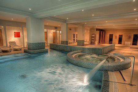 ✔️ Balatoni wellness hétvége Balatonszárszon a Két  Korona wellness szállodában akcós áron - Két Korona Wellness Hotel Balatonszárszó