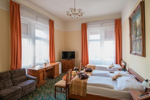 City Hotel Unio Budapest háromfős hotelszoba a centrumban