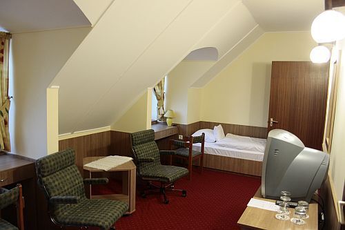 Classic kétágyas szoba a Hotel Három Gúnárban - négycsillagos szálloda Kecskemét belvárosában