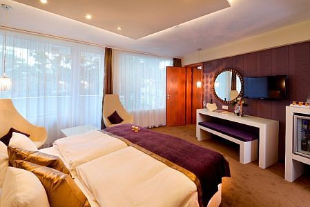 Hotel Residence Siófok **** superior szobája a Balaton déli partján