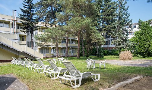 Hotel Nostra Siófok, balatoni szálloda saját kerttel