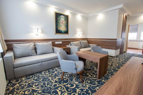 Árpád Hotel Tatabánya - lakosztály Tatabányán