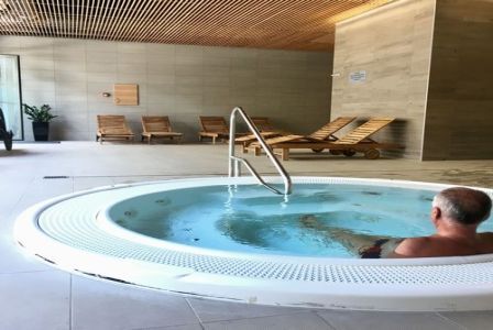 4* Akadémia Wellness Hotel Balatonfüred szép jacuzzija