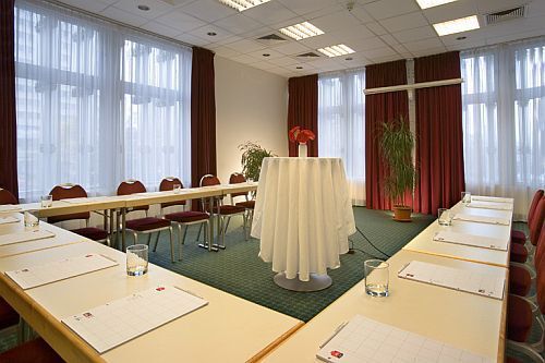 Ibis Váci Út - Konferenciaterem az Ibis Hotel Váci úton Budapesten a Dózsa György út kereszteződésében